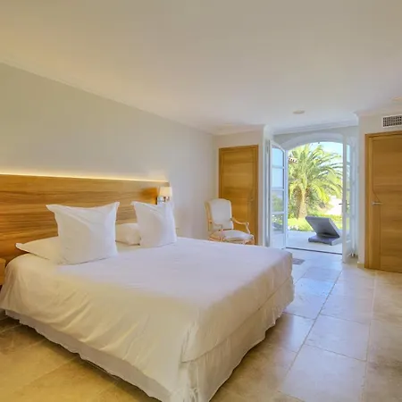 فيلة 12 Quests Wonderful In Saint-tropez *