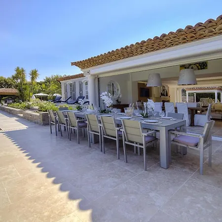 فيلة 12 Quests Wonderful In Saint-tropez سان تروبيه